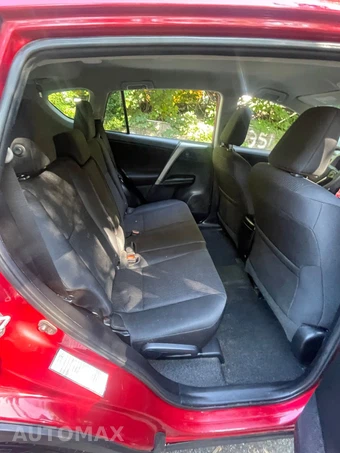 2017 Toyota RAV4 LE - miniatura 11