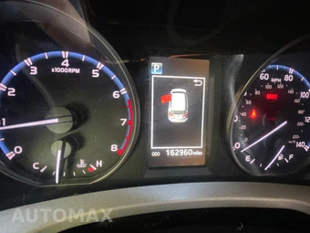 2017 Toyota RAV4 LE - miniatura 16