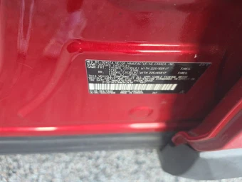2017 Toyota RAV4 LE - miniatura 14