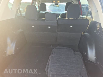 2017 Toyota RAV4 LE - miniatura 16
