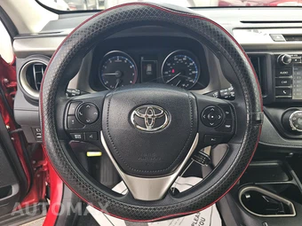 2017 Toyota RAV4 LE – miniatura 10