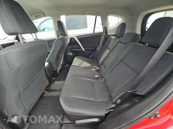 2017 Toyota RAV4 LE – miniatura 13