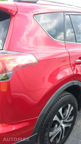 2017 Toyota RAV4 LE – miniatura 25