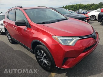 2017 Toyota RAV4 LE – miniatura 3