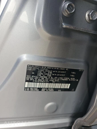 2017 Toyota RAV4 LE – miniatura 14