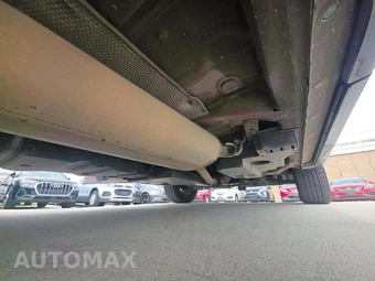 2017 Toyota RAV4 LE – miniatura 14