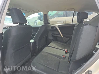 2017 Toyota RAV4 LE - miniatura 13