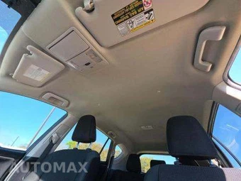 2017 Toyota RAV4 LE – miniatura 12