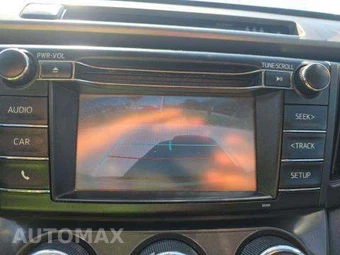 2017 Toyota RAV4 LE – miniatura 34