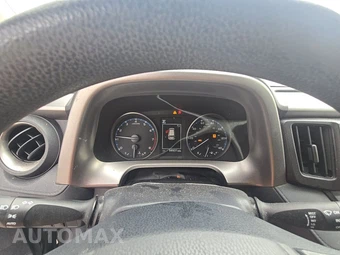 2017 Toyota RAV4 LE – miniatura 12