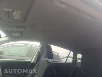 2017 Toyota RAV4 LE – miniatura 18