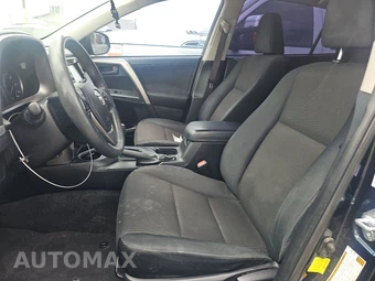 2017 Toyota RAV4 LE – miniatura 7