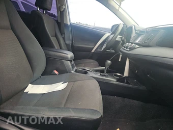 2017 Toyota RAV4 LE – miniatura 8
