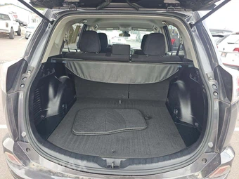 2017 Toyota RAV4 LE - miniatura 14