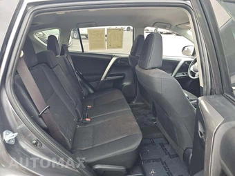 2017 Toyota RAV4 LE - miniatura 16