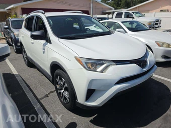 2017 Toyota RAV4 LE – miniatura 4