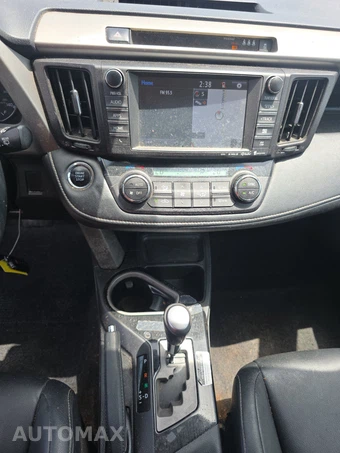 2017 Toyota RAV4 Limited – miniatura 11