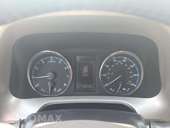 2017 Toyota RAV4 Limited - miniatura 6