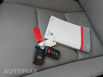 2017 Toyota RAV4 Limited - miniatura 22