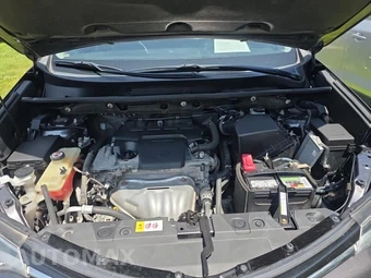 2017 Toyota RAV4 Limited - miniatura 19