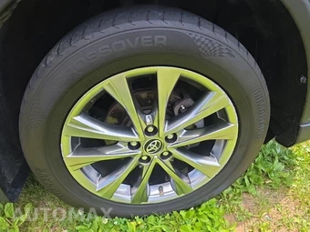 2017 Toyota RAV4 Limited - miniatura 9