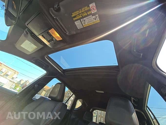 2017 Toyota RAV4 SE - miniatura 11