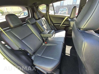 2017 Toyota RAV4 SE - miniatura 16