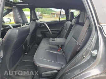 2017 Toyota RAV4 SE - miniatura 10