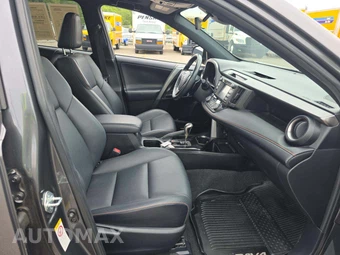 2017 Toyota RAV4 SE - miniatura 15