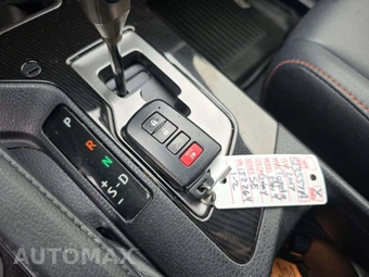2017 Toyota RAV4 SE - miniatura 5