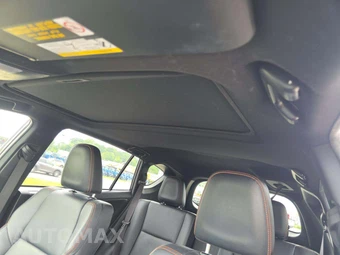 2017 Toyota RAV4 SE - miniatura 8
