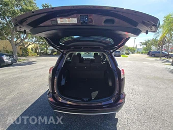 2017 Toyota RAV4 XLE - miniatura 11