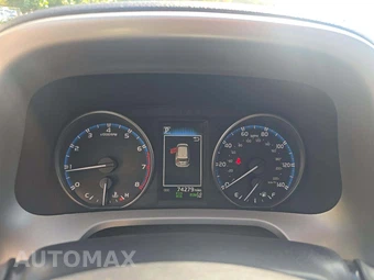 2017 Toyota RAV4 XLE - miniatura 6