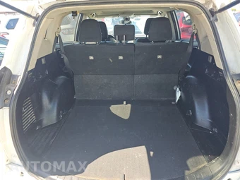2017 Toyota RAV4 XLE – miniatura 16