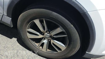 2017 Toyota RAV4 XLE – miniatura 41