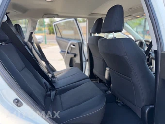 2017 Toyota RAV4 XLE - miniatura 12