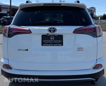 2017 Toyota RAV4 XLE - miniatura 6