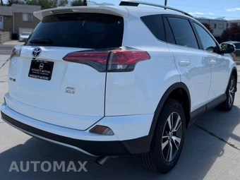 2017 Toyota RAV4 XLE - miniatura 7