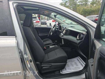 2017 Toyota RAV4 XLE – miniatura 19