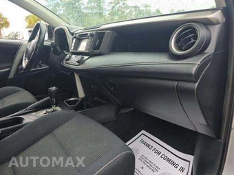 2017 Toyota RAV4 XLE – miniatura 20