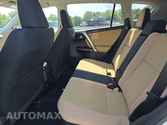 2017 Toyota RAV4 XLE – miniatura 13
