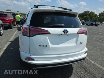 2017 Toyota RAV4 XLE – miniatura 5