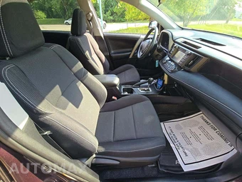 2017 Toyota RAV4 XLE – miniatura 18