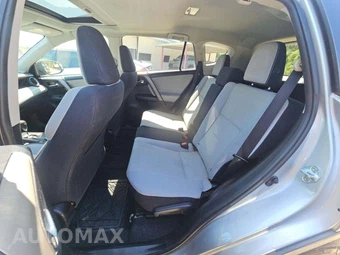 2017 Toyota RAV4 XLE – miniatura 13