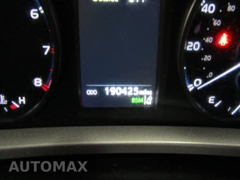2017 Toyota RAV4 XLE – miniatura 13