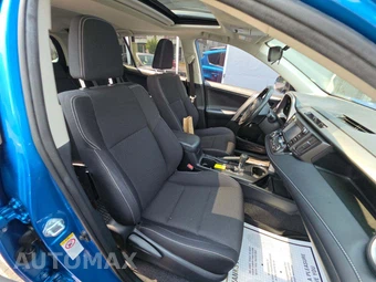 2017 Toyota RAV4 XLE – miniatura 18