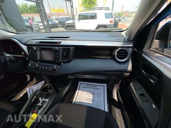 2017 Toyota RAV4 XLE – miniatura 19