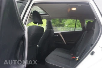 2017 Toyota RAV4 XLE – miniatura 18