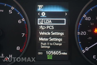 2017 Toyota RAV4 XLE – miniatura 29