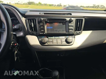 2017 Toyota RAV4 XLE - miniatura 10